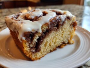 cinnamon roll cake recipe - Featured